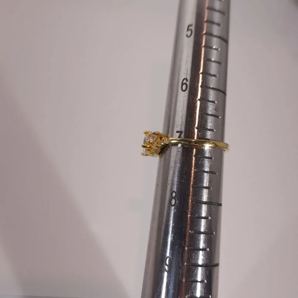 Cubic Zirconia sparkling cz